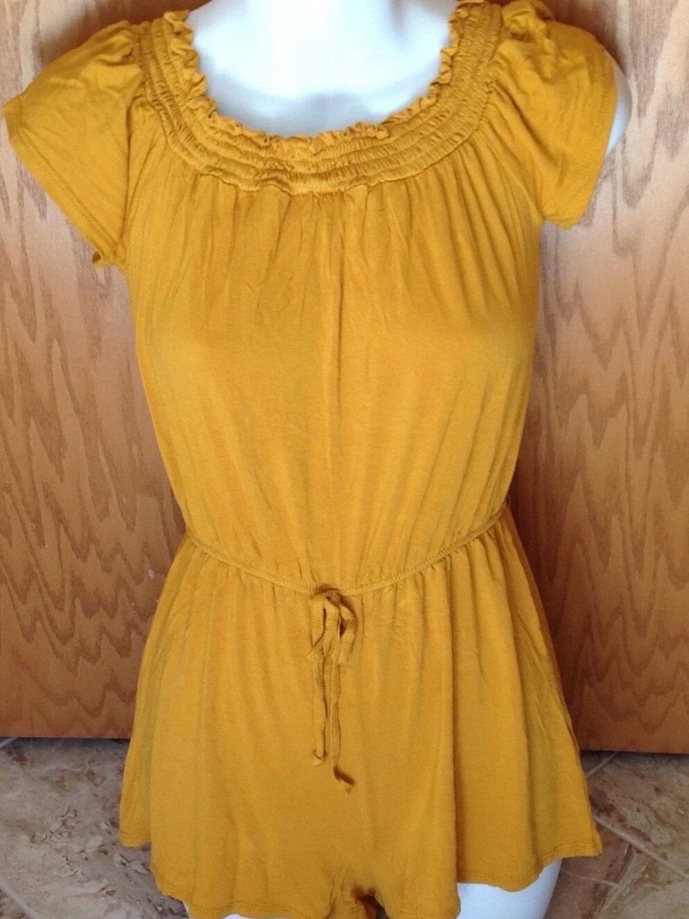 LA Hearts  Shorts Romper Womens Jr Size Small Mustard Yellow 1 Pc